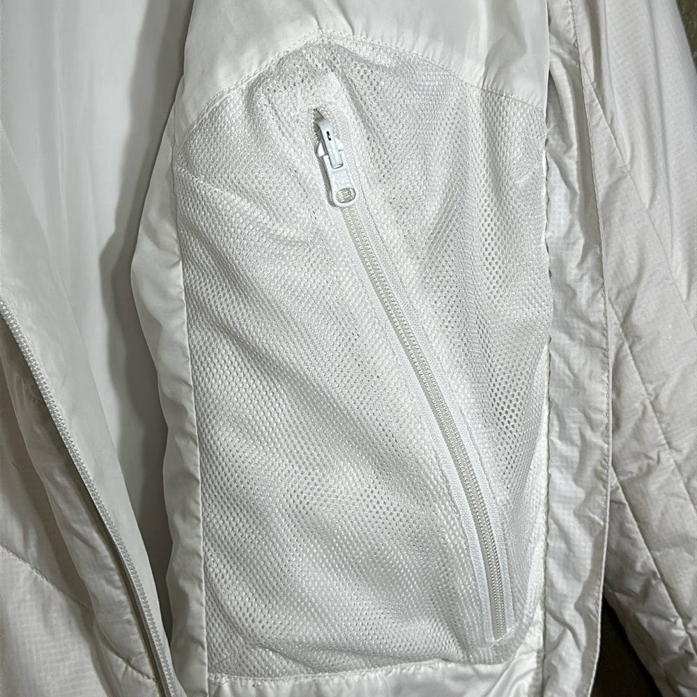 HELLY HANSON Women’s Quilted Light Puffer - Picture 11 of 13